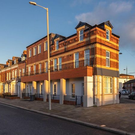 Contemporary 2 Bed Apartment -Belfast East Village Экстерьер фото