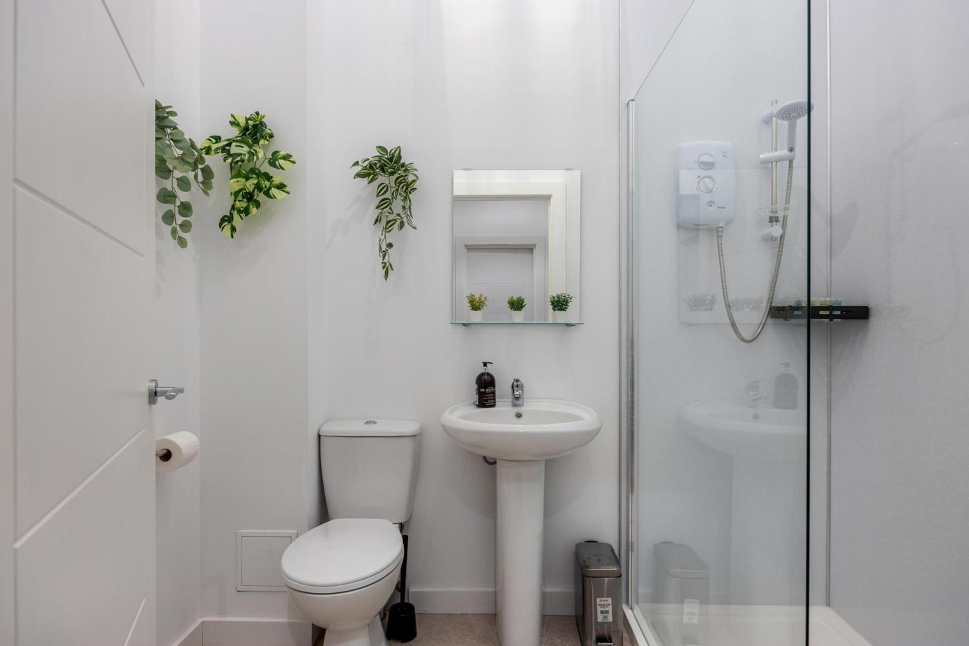 Contemporary 2 Bed Apartment -Belfast East Village Экстерьер фото