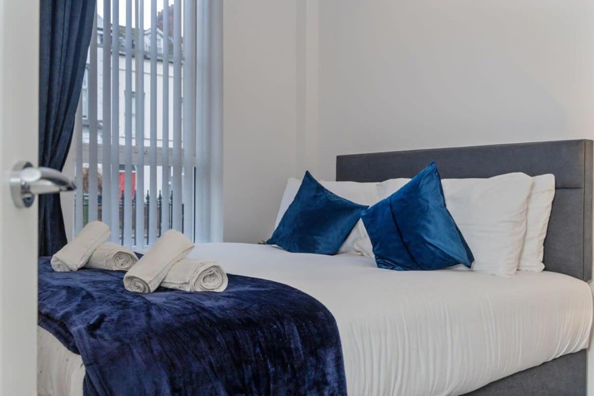 Contemporary 2 Bed Apartment -Belfast East Village Экстерьер фото