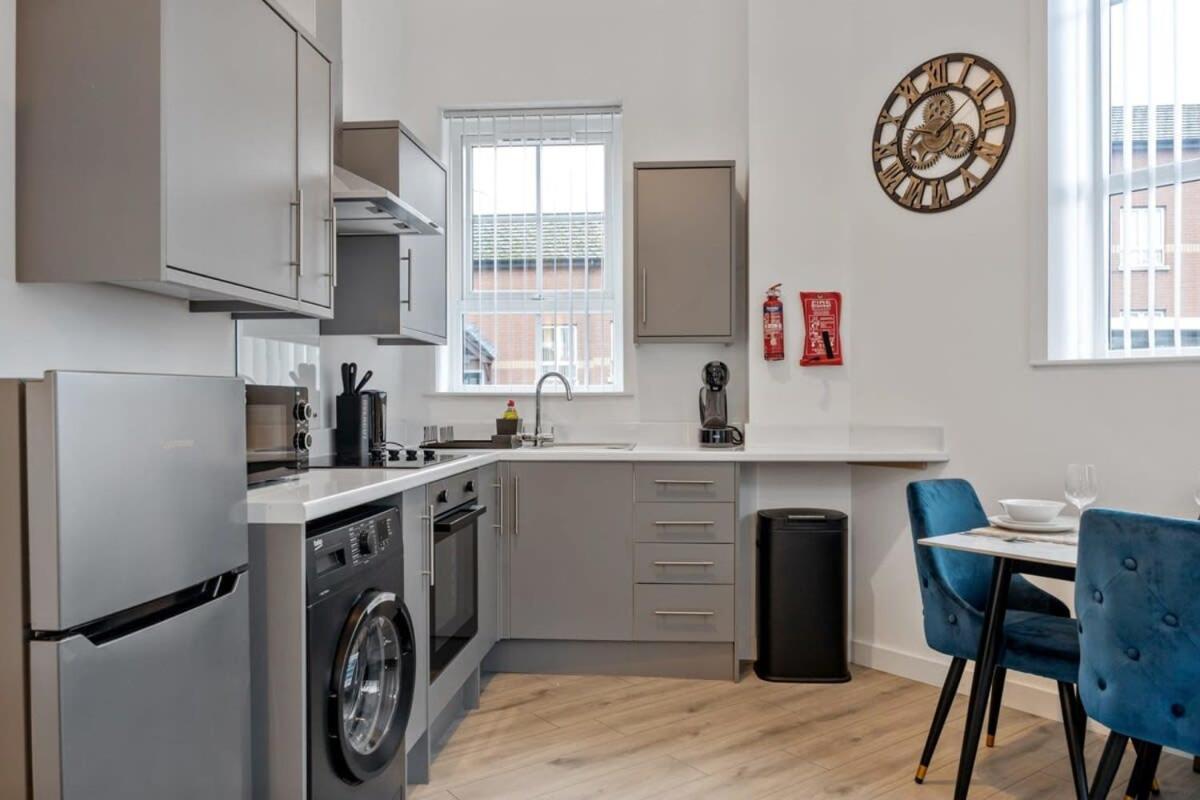 Contemporary 2 Bed Apartment -Belfast East Village Экстерьер фото