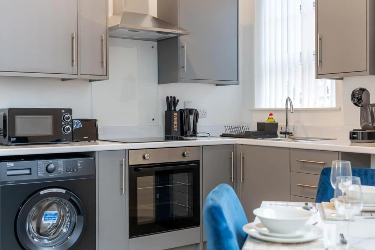 Contemporary 2 Bed Apartment -Belfast East Village Экстерьер фото