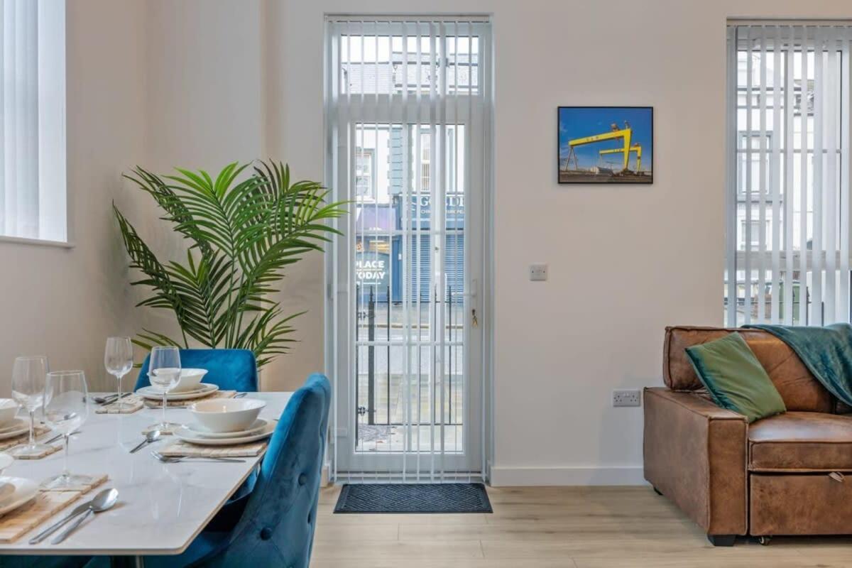Contemporary 2 Bed Apartment -Belfast East Village Экстерьер фото